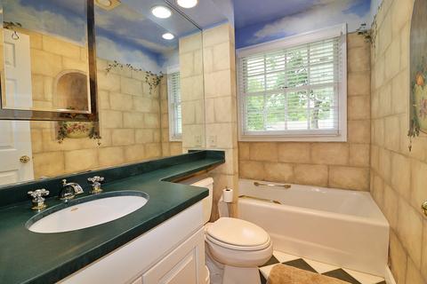 201 E Seneca Cir, Oneida, TN 37841 photo 35