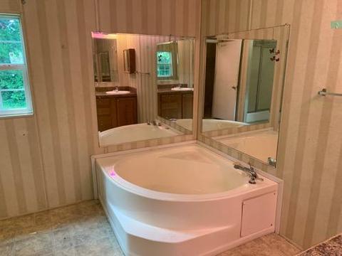 503 Exeter Ave, Middlesboro, KY 40965 photo 10