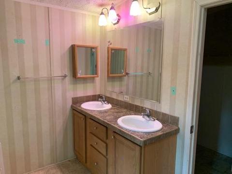 503 Exeter Ave, Middlesboro, KY 40965 photo 8
