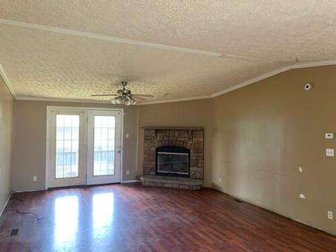 503 Exeter Ave, Middlesboro, KY 40965 photo 3