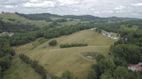 477 Johnson Loop Loop, Washburn, TN 37888 photo 4