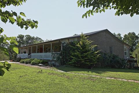789 L D York Rd, Grimsley, TN 38565 photo 3