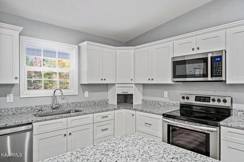 1045 Hargis Rd, Grimsley, TN 38565 photo 8