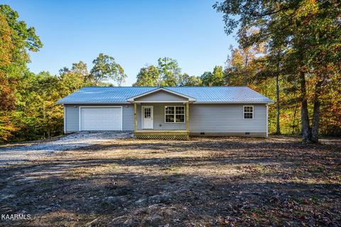 1045 Hargis Rd, Grimsley, TN 38565 photo 2