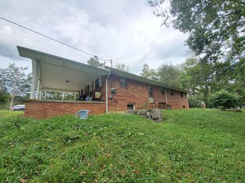 206 Lee Rd, Ewing, VA 24248 photo 5