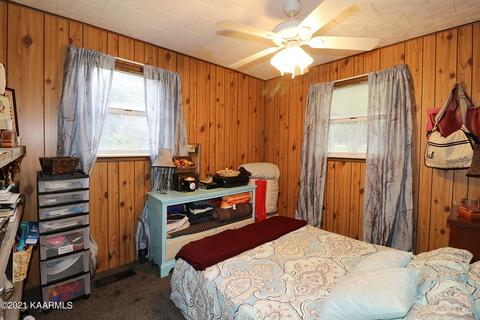 301 Grape Rough Rd, Oneida, TN 37841 photo 9