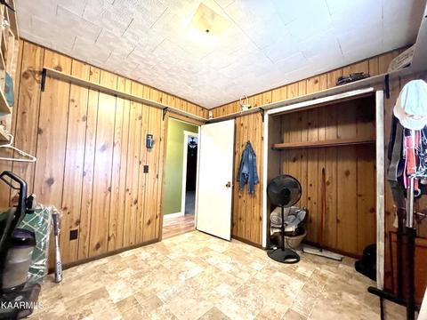301 Grape Rough Rd, Oneida, TN 37841 photo 8