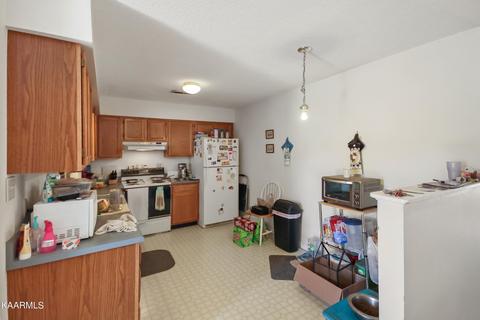 7913 Eldin Way, Powell, TN 37849 photo 8