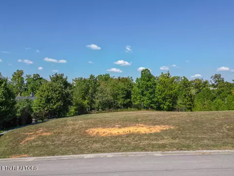 846 Taffrail Dr, Lenoir City, TN 37772