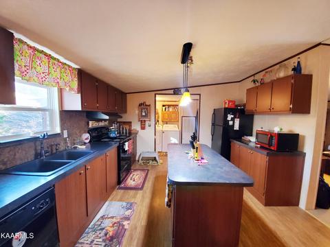 162 Tanner Dr, Ewing, VA 24248 photo 16