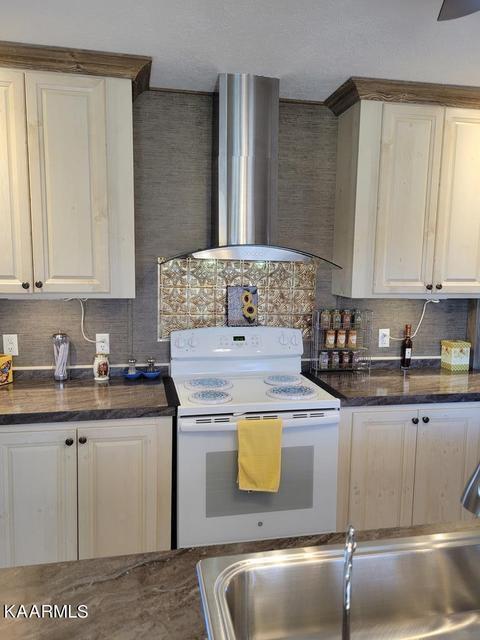 1202 E Cole Rd, Quebeck, TN 38579 photo 41