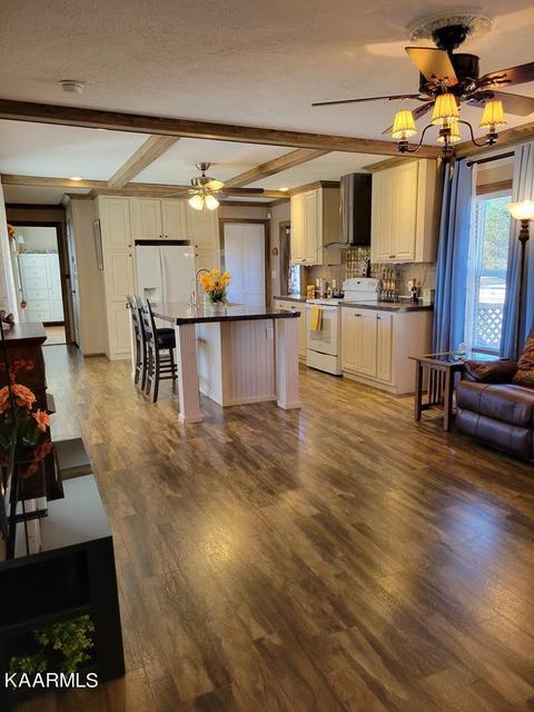 1202 E Cole Rd, Quebeck, TN 38579 photo 12