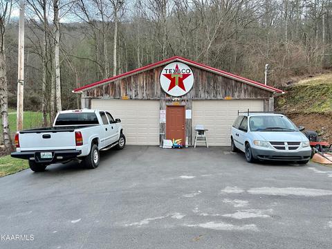 352 Duff Rd, Duff, TN 37729 photo 8