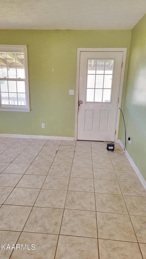 1167 Doctor Thomas Walker Rd, Ewing, VA 24248 photo 9