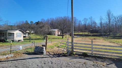 1167 Doctor Thomas Walker Rd, Ewing, VA 24248 photo 28