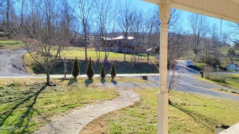 1167 Doctor Thomas Walker Rd, Ewing, VA 24248 photo 4