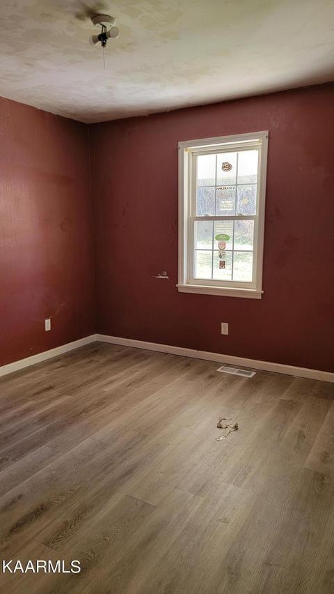 1167 Doctor Thomas Walker Rd, Ewing, VA 24248 photo 12