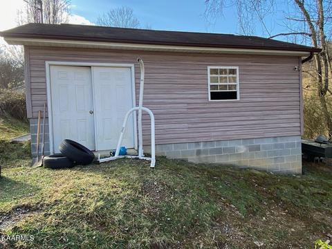 653 Ewing Cemetery Rd, Ewing, VA 24248 photo 22