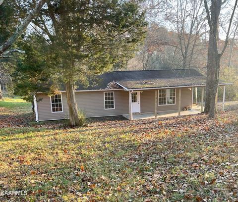 9518 Crisman Rd, Heiskell, TN 37754 photo 1
