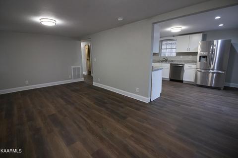 9518 Crisman Rd, Heiskell, TN 37754 photo 5