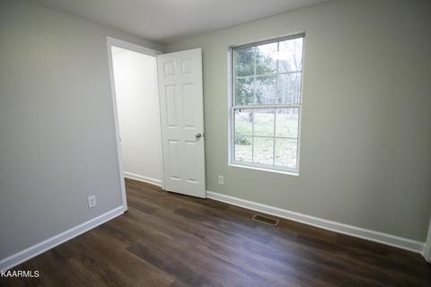 9518 Crisman Rd, Heiskell, TN 37754 photo 16