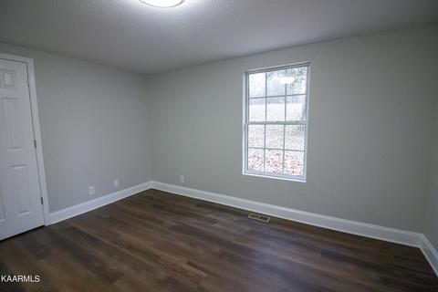 9518 Crisman Rd, Heiskell, TN 37754 photo 12