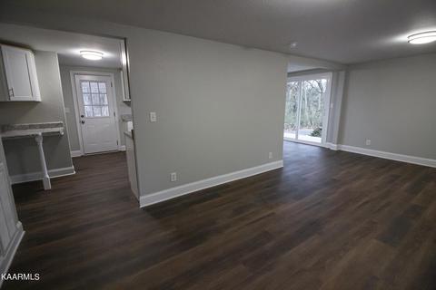 9518 Crisman Rd, Heiskell, TN 37754 photo 6