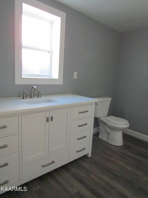 504 Exeter Ave, Middlesboro, KY 40965 photo 15