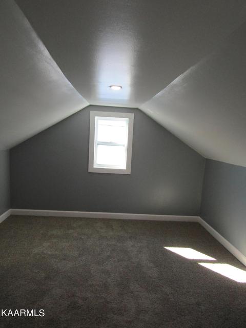 504 Exeter Ave, Middlesboro, KY 40965 photo 17