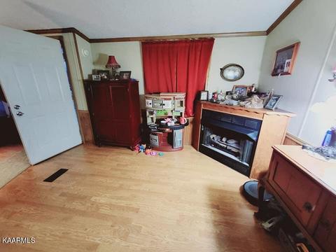 192 Purple Sage Dr, Ewing, VA 24248 photo 5