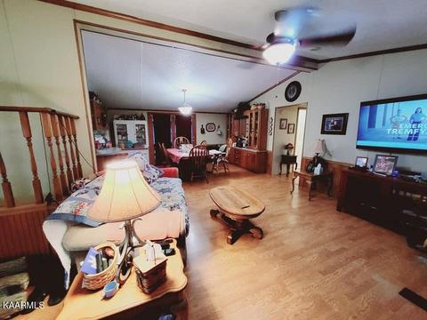 192 Purple Sage Dr, Ewing, VA 24248 photo 4