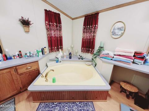 192 Purple Sage Dr, Ewing, VA 24248 photo 11