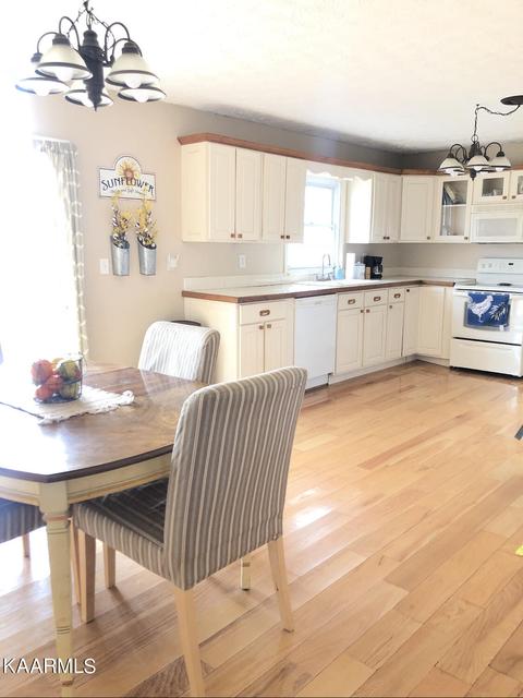 242 Machine Branch Rd, Ewing, VA 24248 photo 5