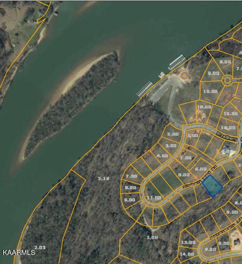 109 Pineberry West Rd, Oak Ridge, TN 37830