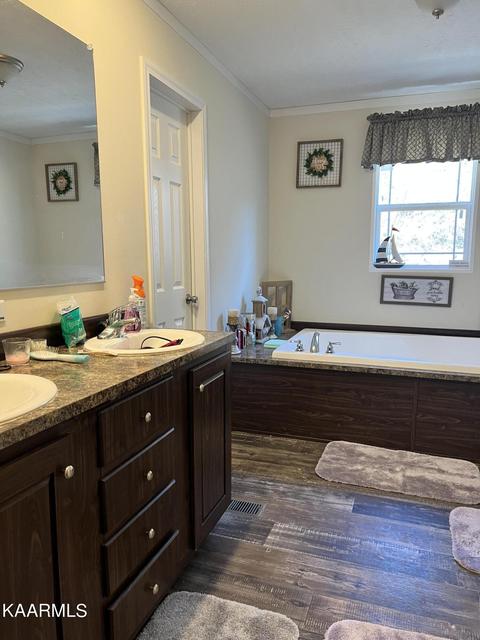 192 Terry Ln, Duff, TN 37729 photo 4