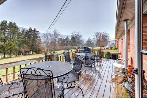 384 Sharp Acres Rd, Jacksboro, TN 37757 photo 19