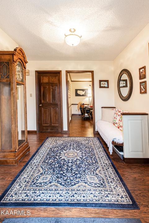 384 Sharp Acres Rd, Jacksboro, TN 37757 photo 5