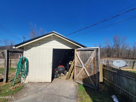 1753 Dr Thomas Walker Rd, Ewing, VA 24248 photo 30