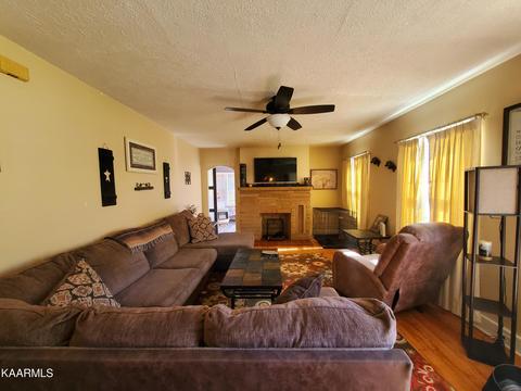 1753 Dr Thomas Walker Rd, Ewing, VA 24248 photo 4