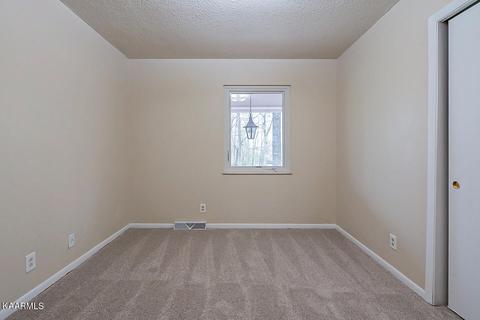 7944 Whitcomb Rd, Powell, TN 37849 photo 16