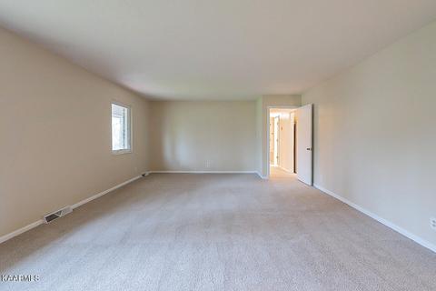 7944 Whitcomb Rd, Powell, TN 37849 photo 11