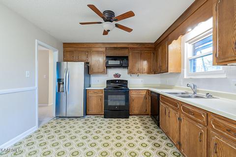7944 Whitcomb Rd, Powell, TN 37849 photo 4