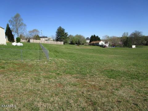 7642 Old Clinton Pike, Powell, TN 37849 photo 4