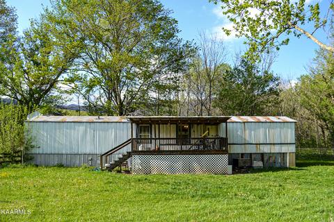 325 Blanche Dr, Ewing, VA 24248 photo 1