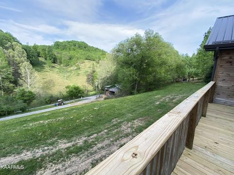 626 Frog Level Rd, Ewing, VA 24248 photo 11