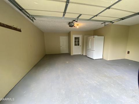 626 Frog Level Rd, Ewing, VA 24248 photo 13