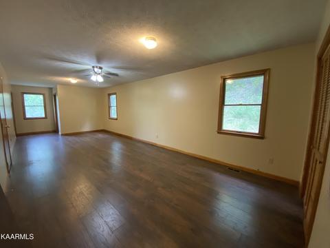 626 Frog Level Rd, Ewing, VA 24248 photo 19