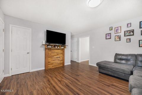170 White Loop Rd, Clinton, TN 37716 photo 5