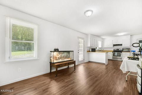 170 White Loop Rd, Clinton, TN 37716 photo 8