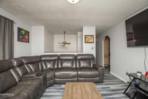 147 Crisman Rd, Heiskell, TN 37754 photo 9
